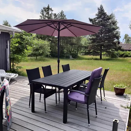 Dejligt Rummeligt Sommerhus *